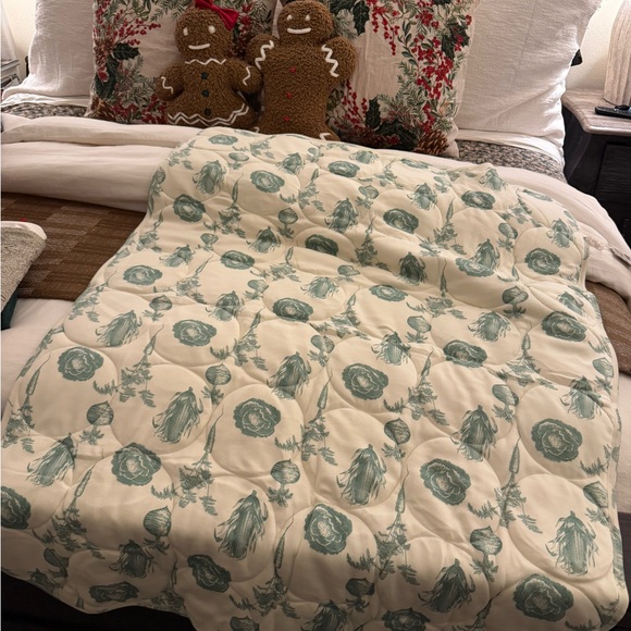 Kate Quinn baby Cream and Green Botanical blanket - Picture 8 of 8